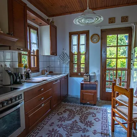 αἰθήρ Hotel Mourésion